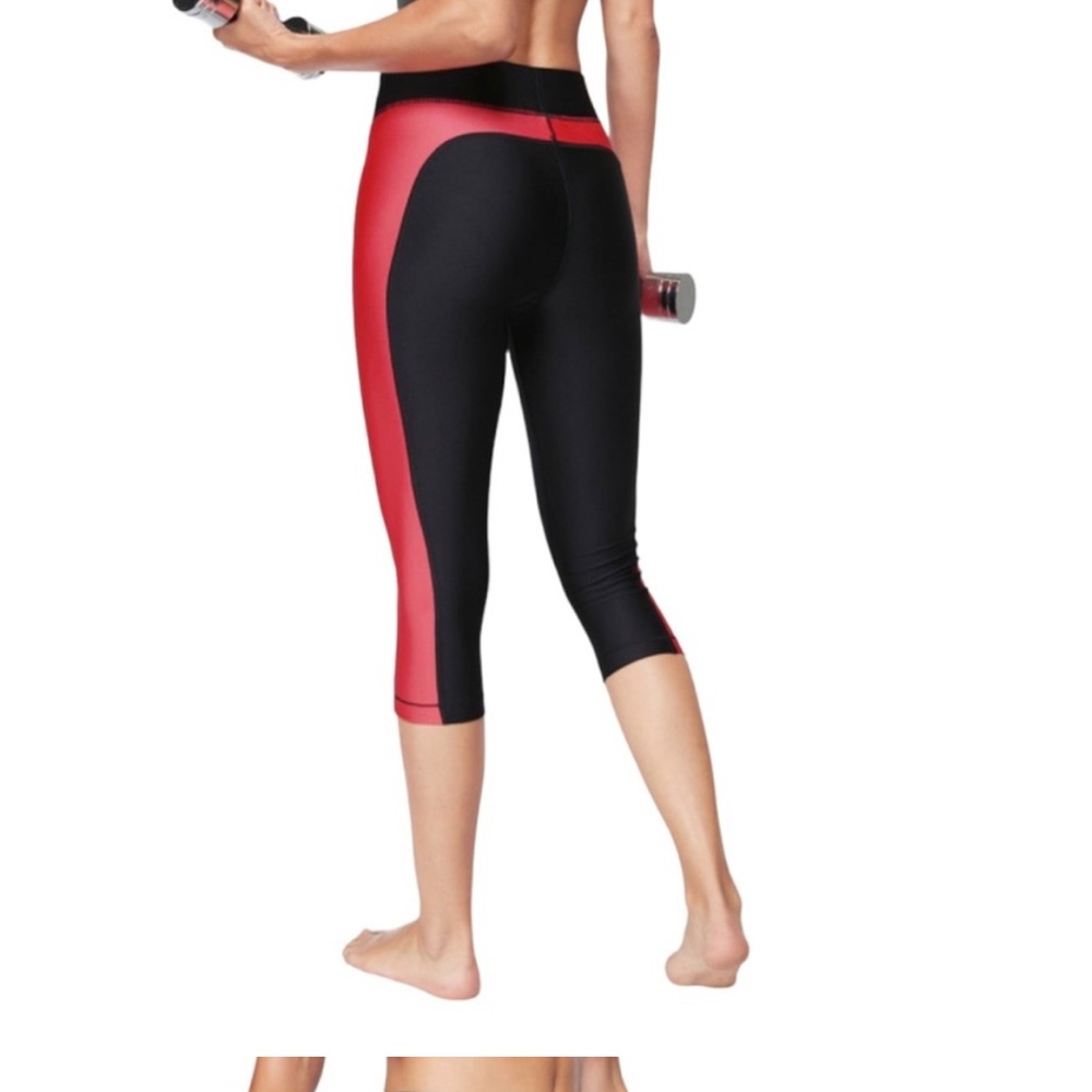 Under Armour compression legging pink and black